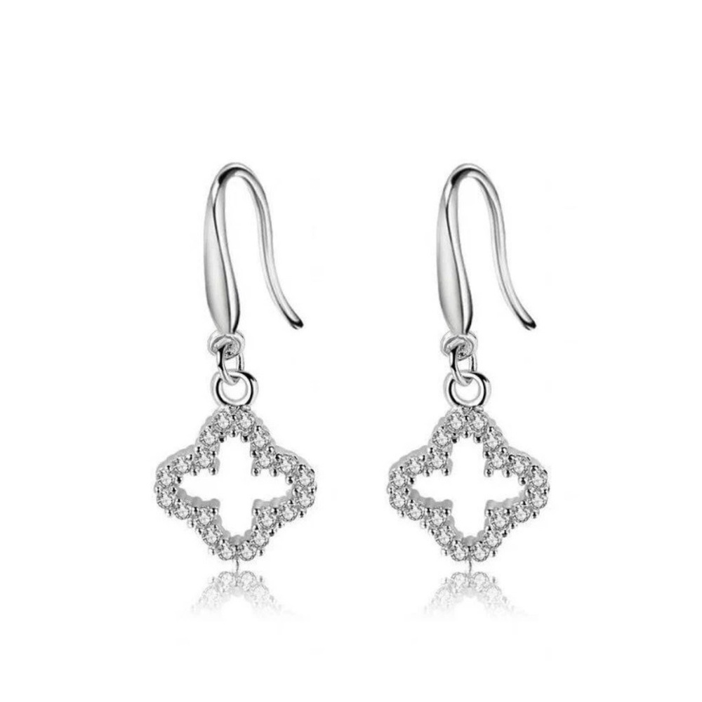 Diamond Clover Earrings